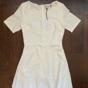 White short sleeve dress